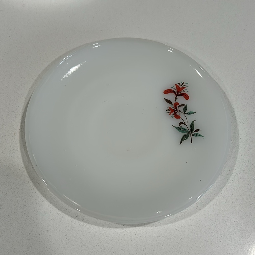 Set of 4 Rare Fire King Oven Ware Honeysuckle Saucers - Picture 2 of 5